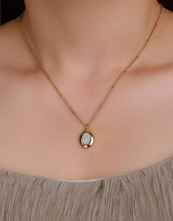 Amara Necklace